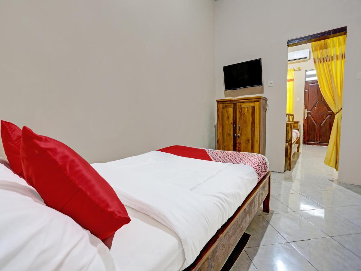 Oyo 91261 Cita Suraya Homestay Banyuwangi  Ngoại thất bức ảnh